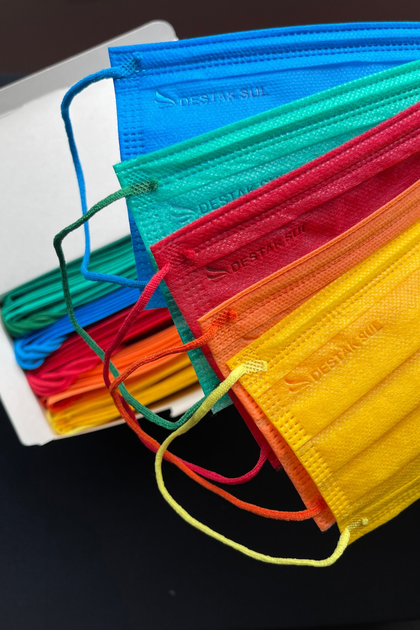 Máscara Descartável Caixa Sortida Summer Colors Destak com 50 Unidades